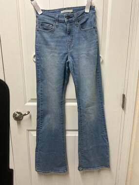 Levi's 726 High Rise Flare Jeans Size 26
